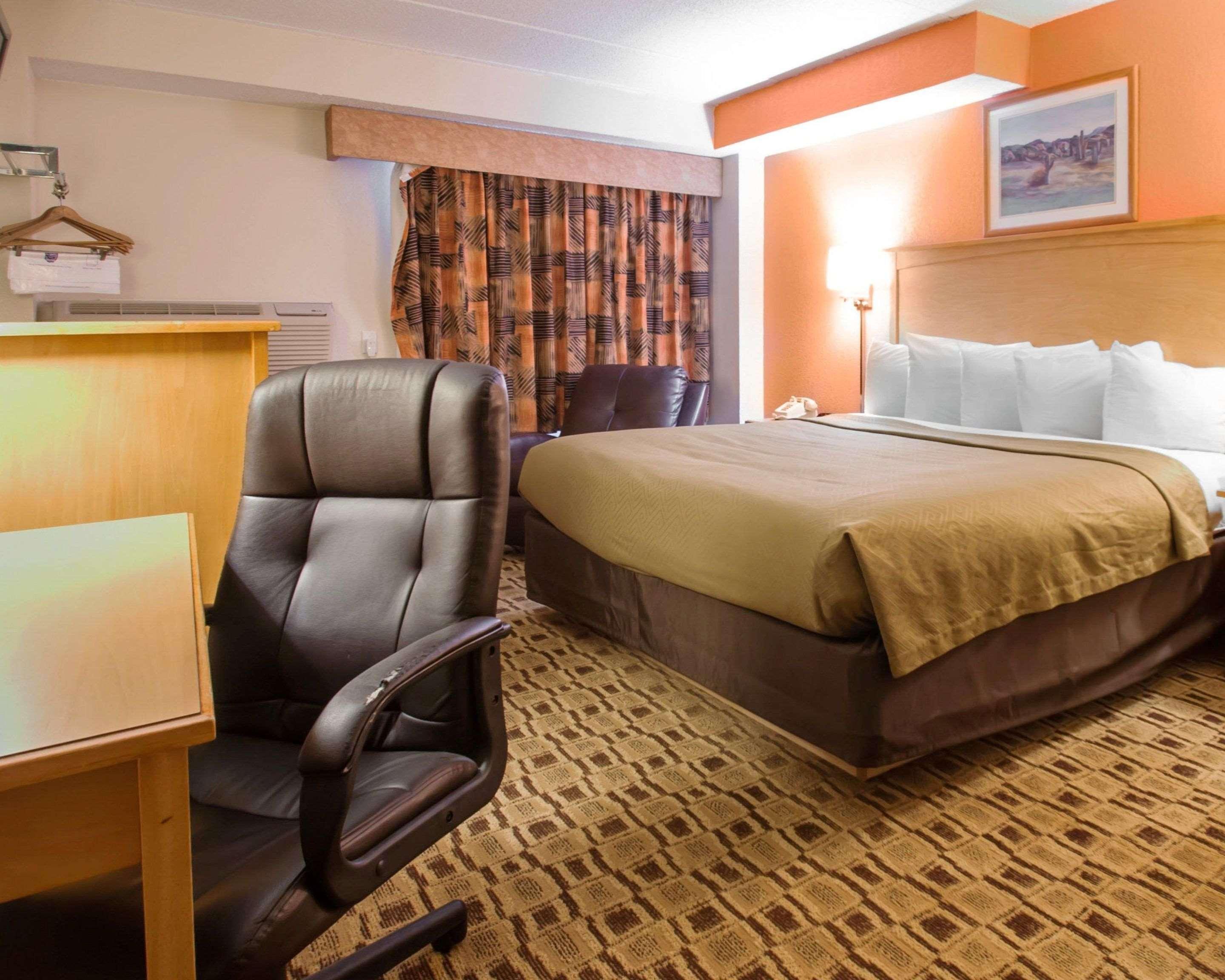 Econo Lodge Kansas City Downtown North Dış mekan fotoğraf